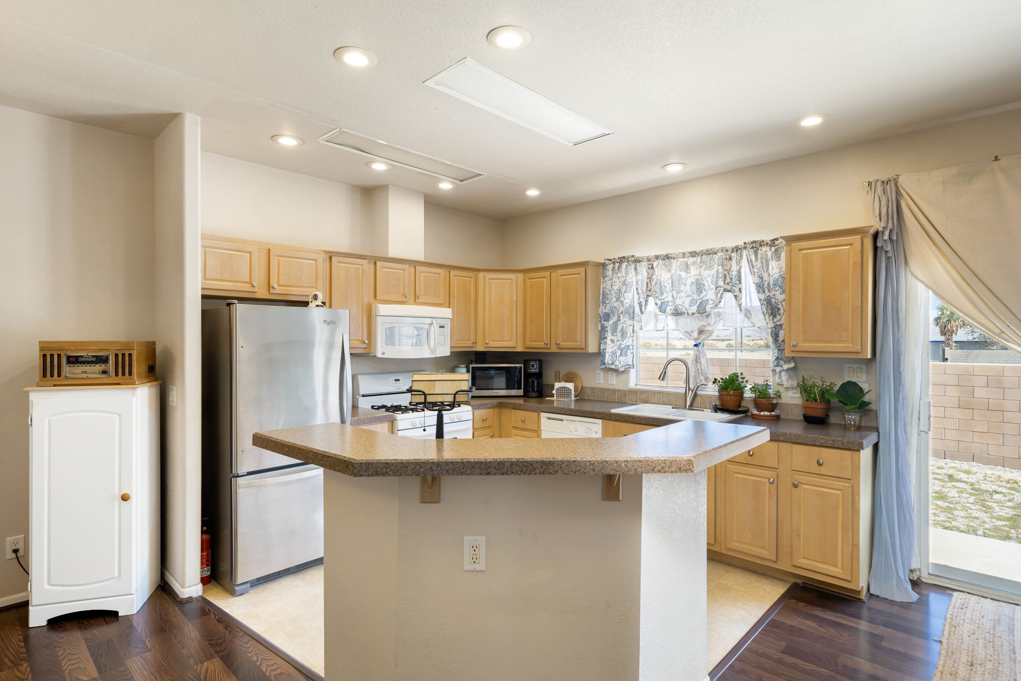 15780 Coral St, Palm Springs, CA 92262, USA Photo 9