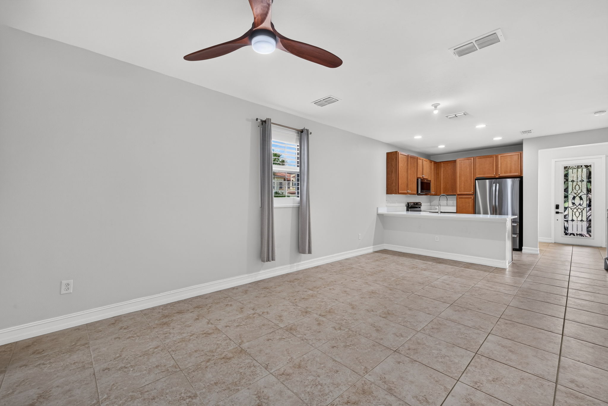 Living Room 4