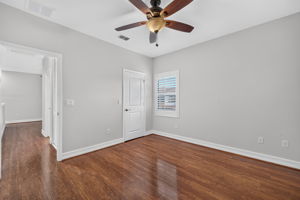 Guest Bedroom 6
