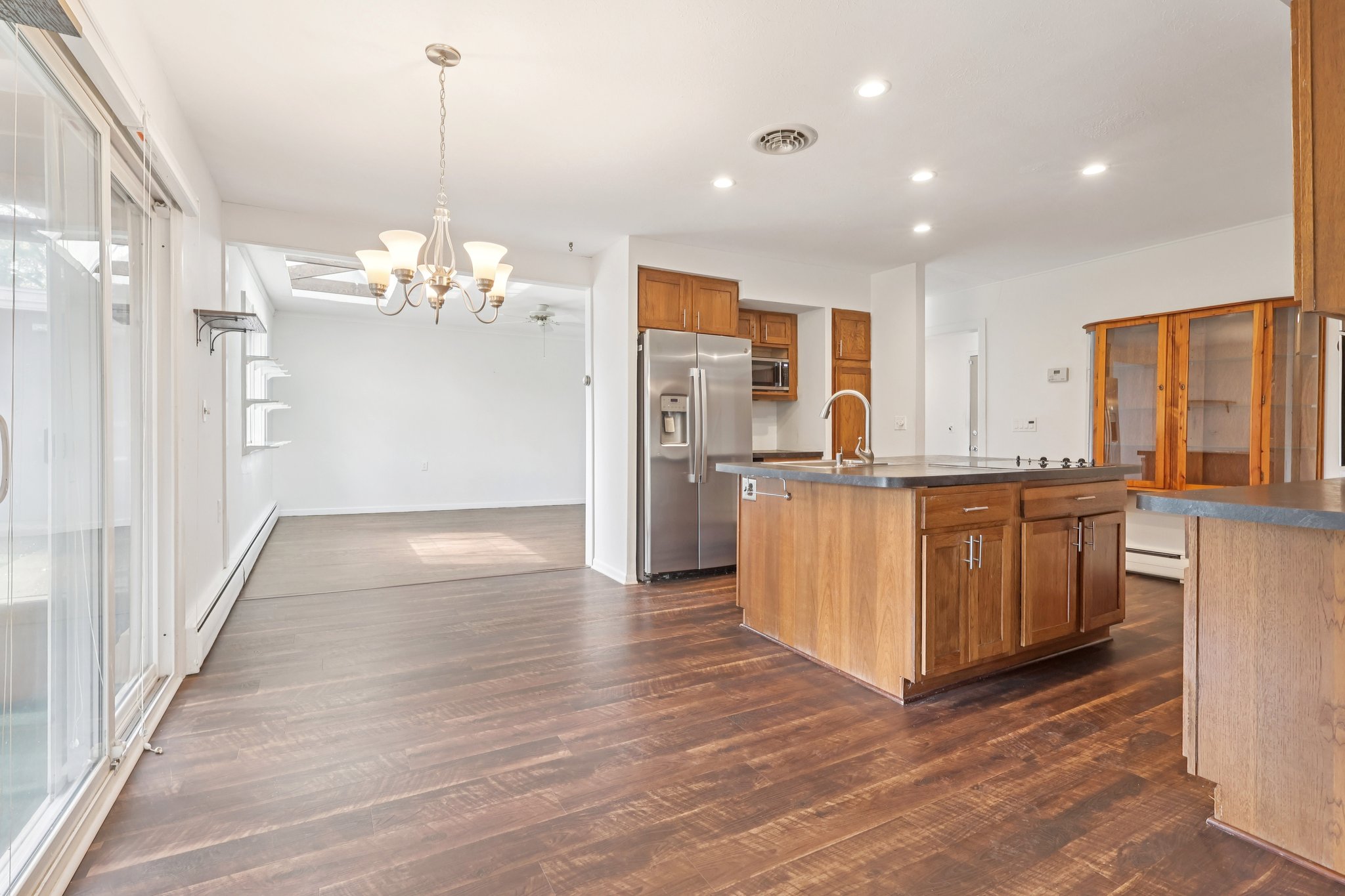 Canterbury Rd-S1604-011.jpg