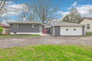 Canterbury Rd-S1604-001.jpg