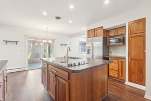 Canterbury Rd-S1604-013.jpg