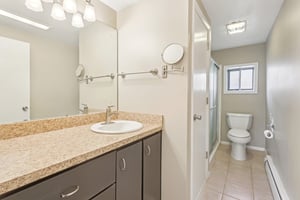 Canterbury Rd-S1604-025.jpg