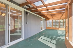 Canterbury Rd-S1604-033.jpg