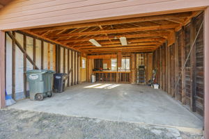  Photo 39