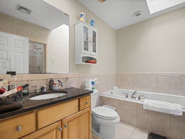 157A W Sixth St, Boston, MA 4