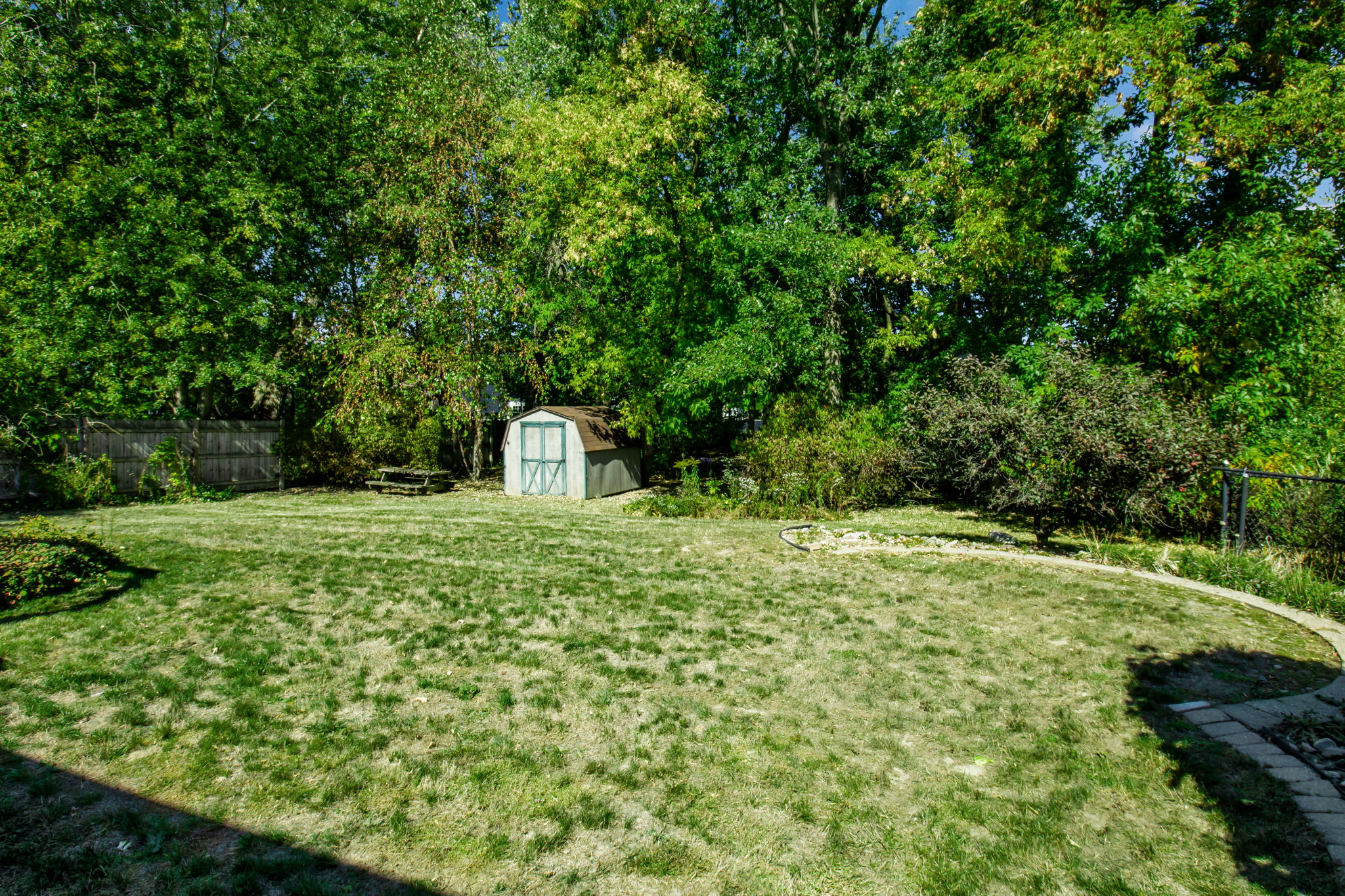  Photo 32