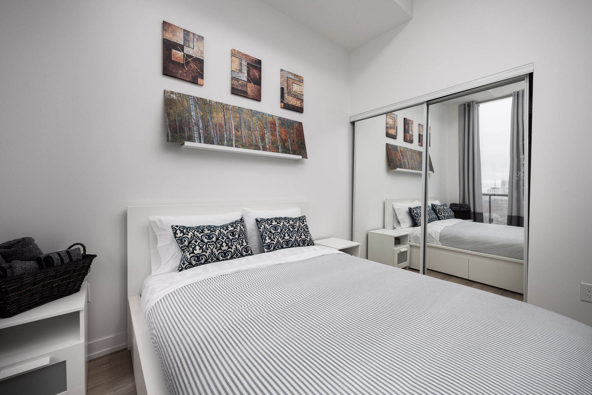 Toronto property showcase — delivered property photograph 8