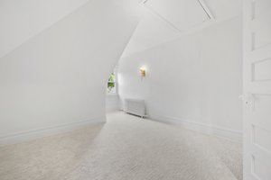 041