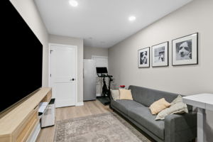  Photo 0