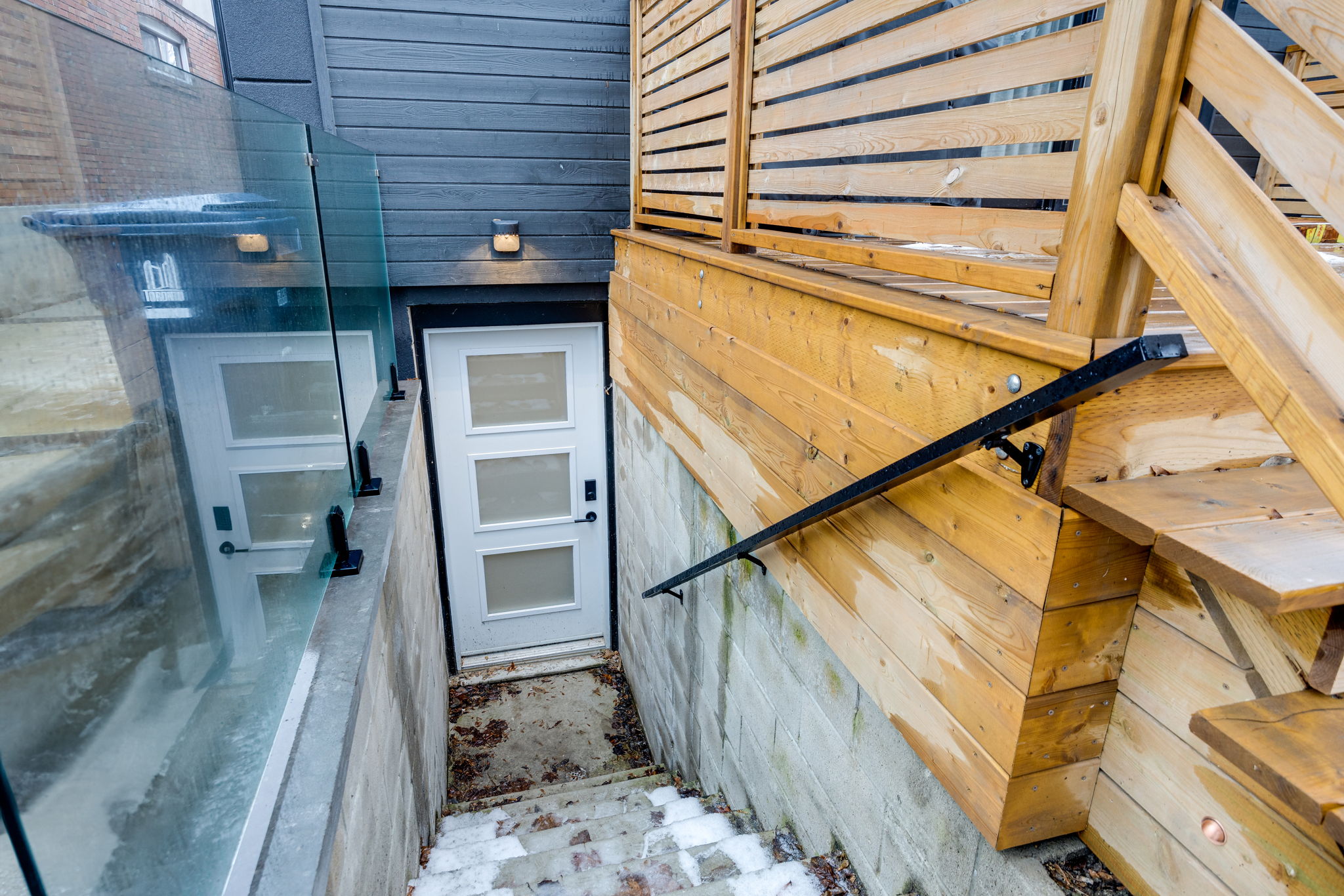 Toronto property showcase — delivered property photograph 3