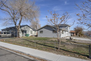  Photo 25