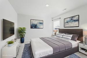 DSC00027 virtually staged.jpeg