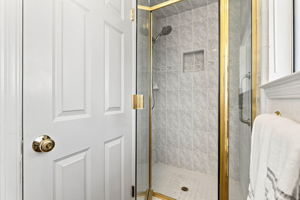 032_F8_1581 Edmond Ct
