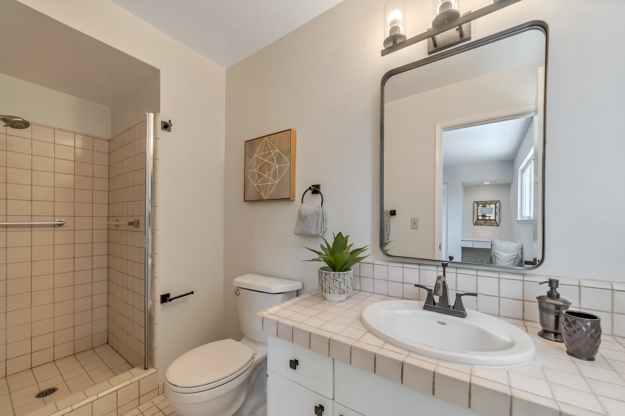 1581 Hervey Ln, San Jose, CA 95125 VR Squad Inc