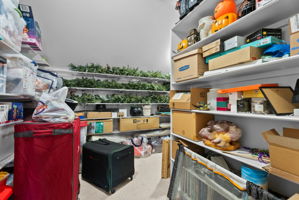 Huge closet Bedroom 4