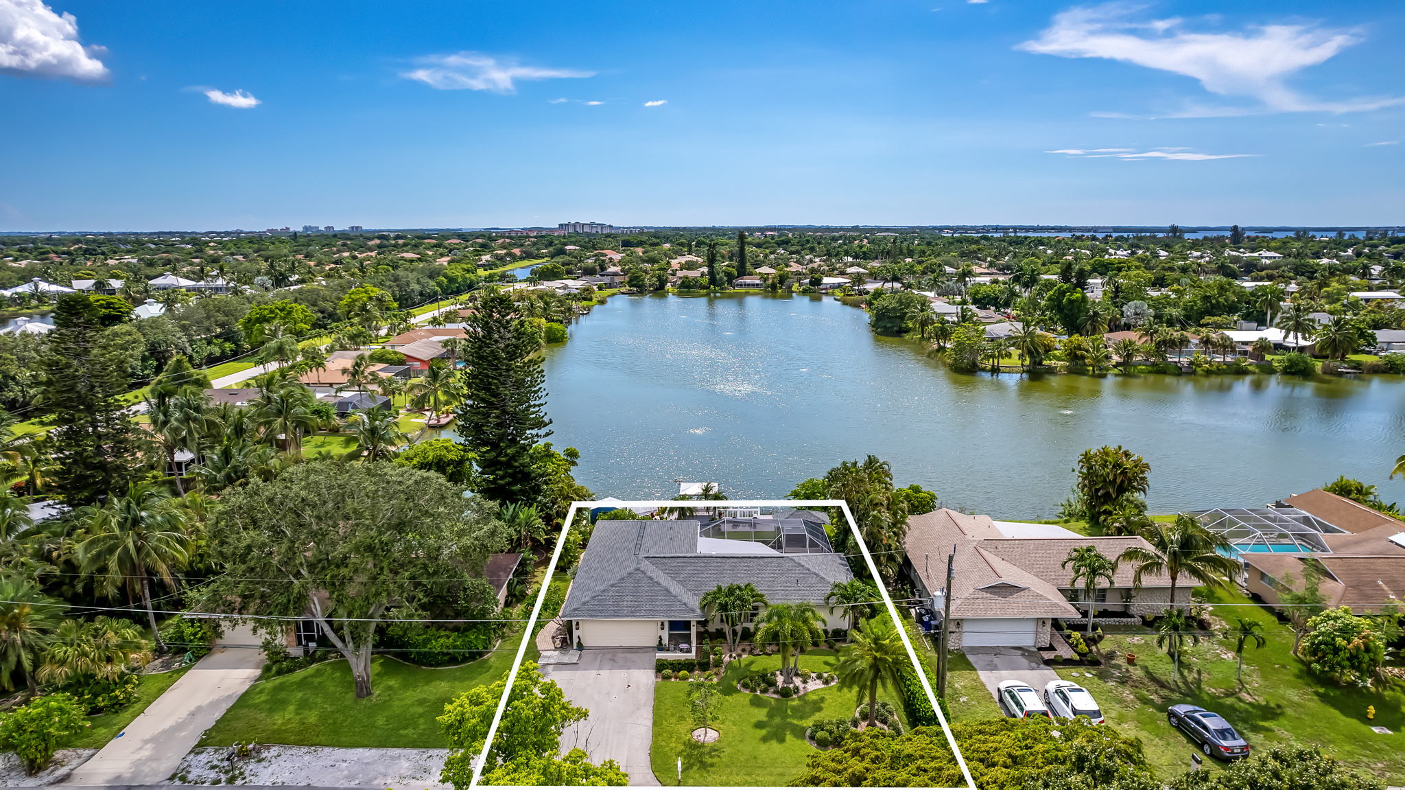 15810 Lake Candlewood Dr, Fort Myers, FL 33908, USA Photo 23