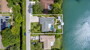 15810 Lake Candlewood Dr, Fort Myers, FL 33908, USA Photo 24