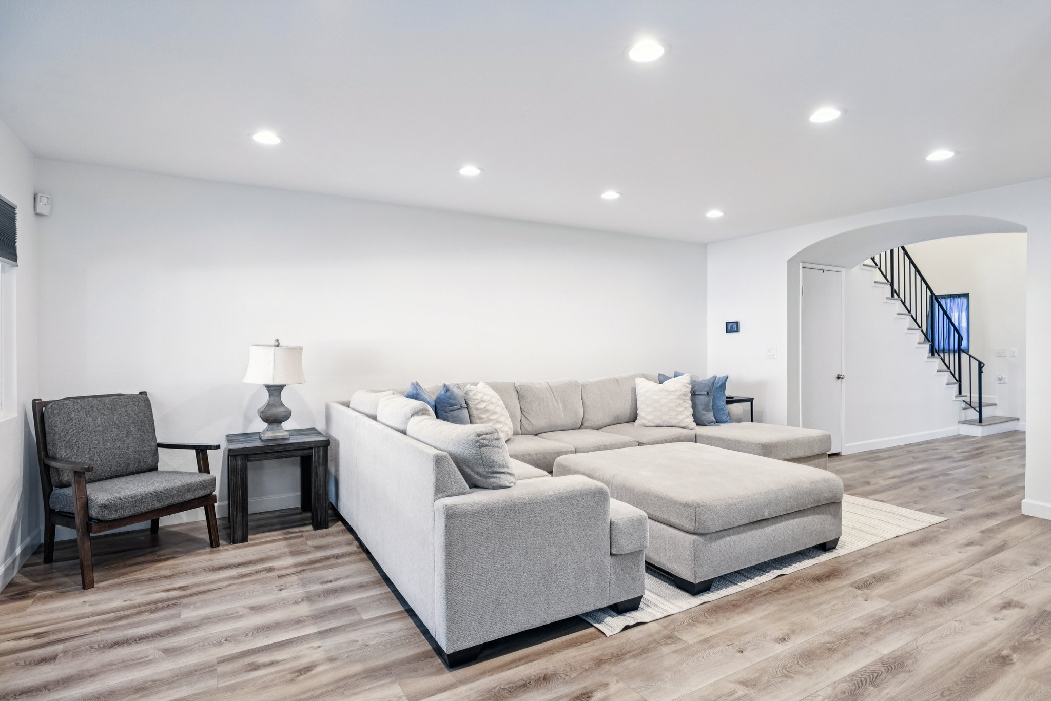 Ada St-S1011-010.jpg