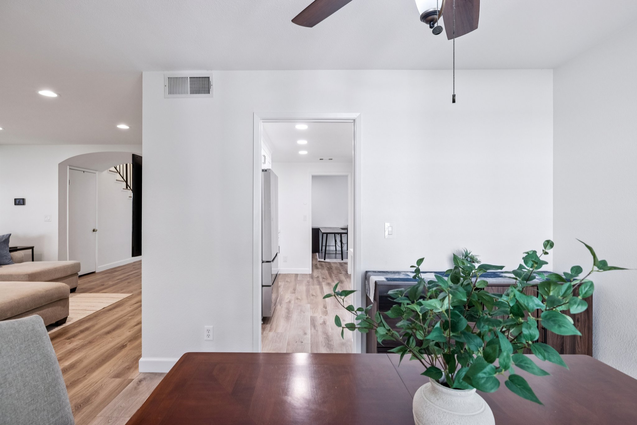 Ada St-S1011-016.jpg