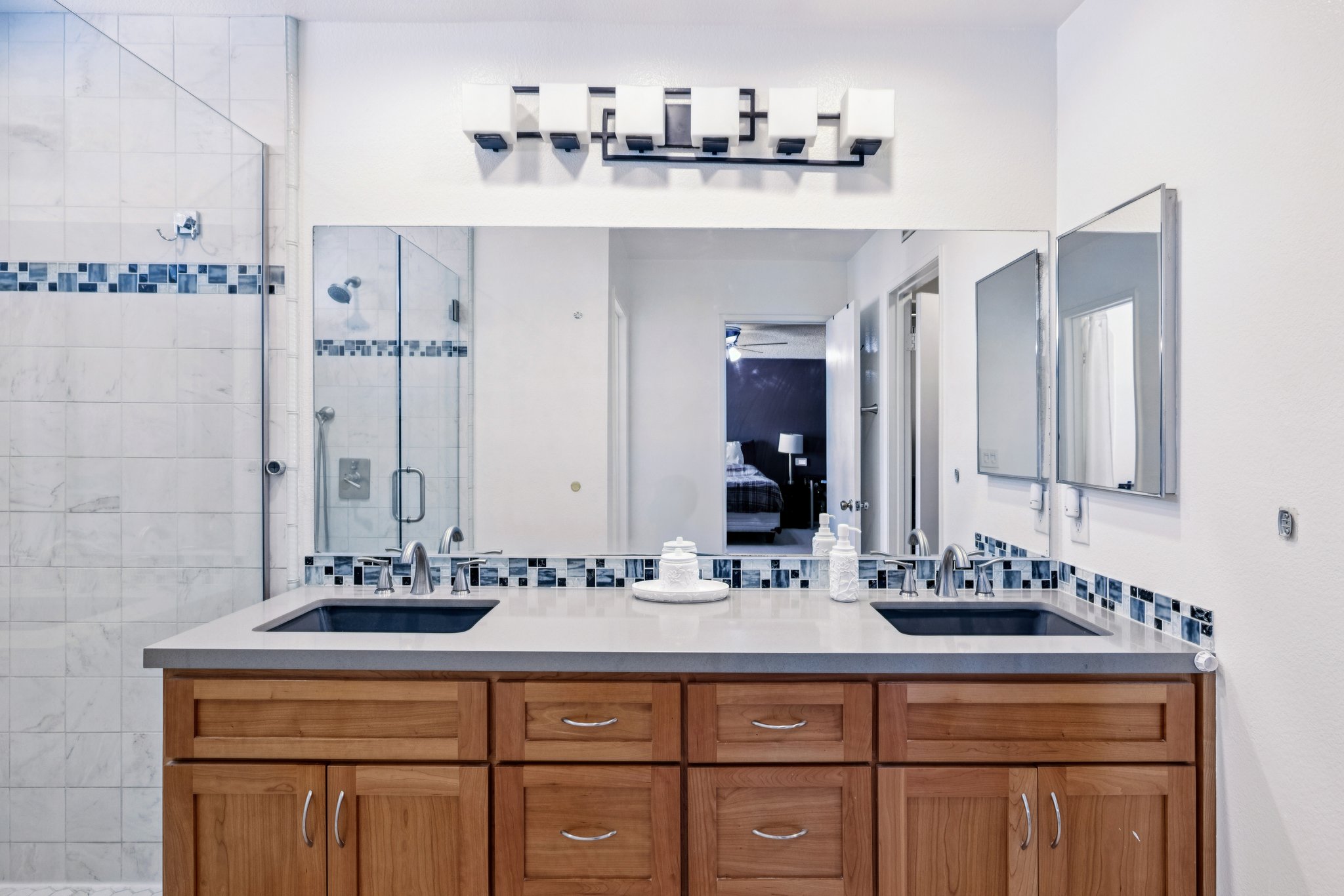 Ada St-S1011-035.jpg