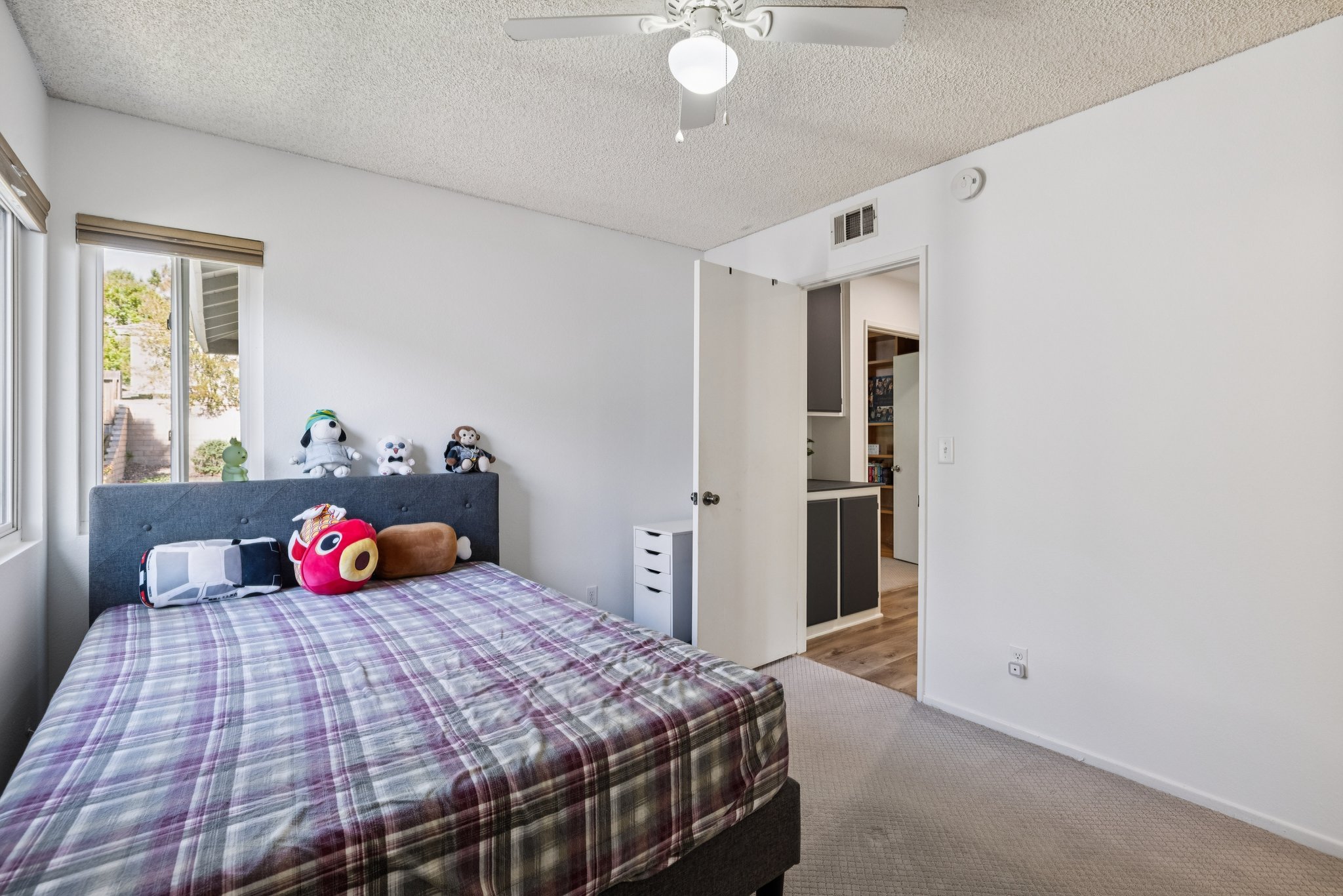 Ada St-S1011-041.jpg