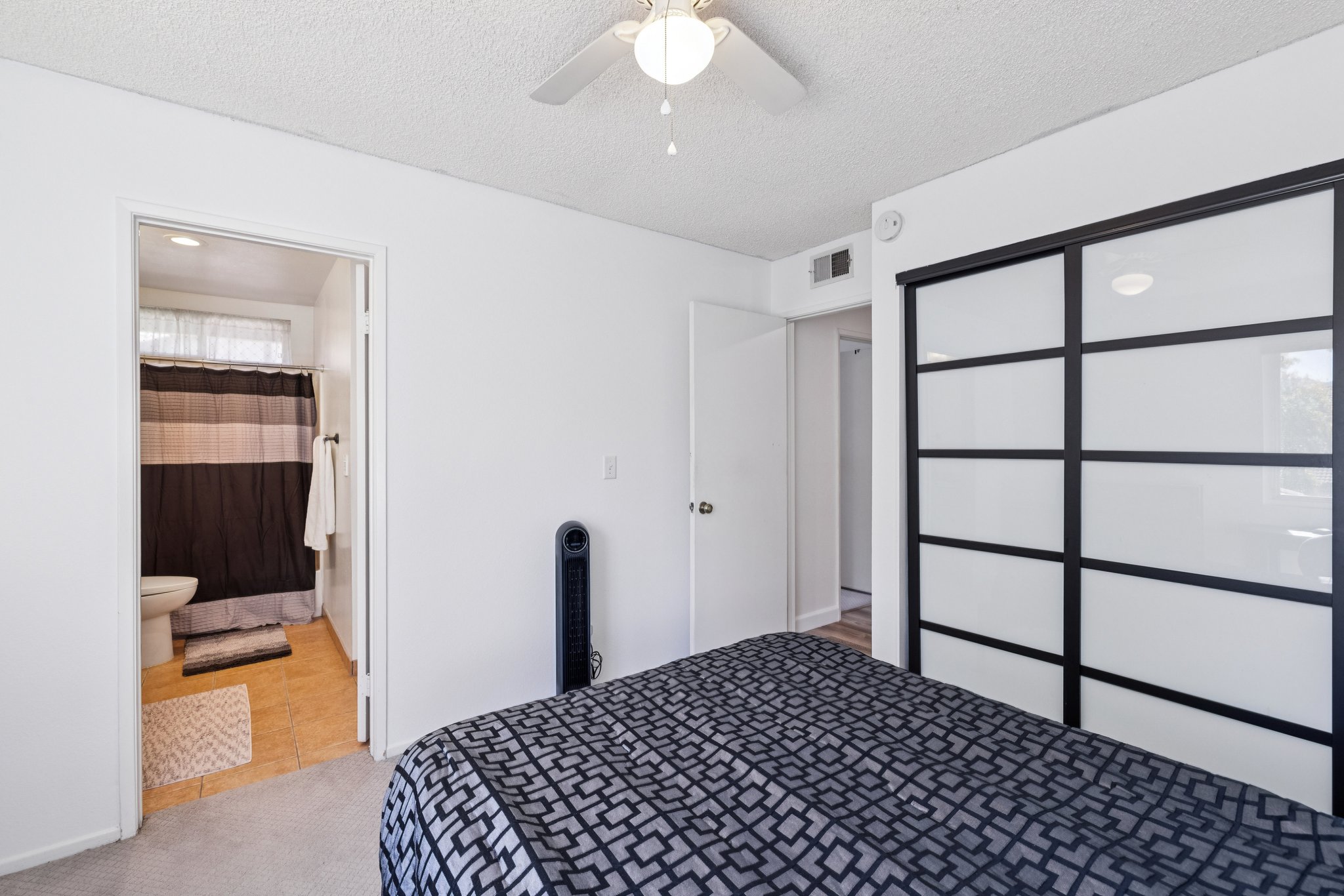 Ada St-S1011-045.jpg