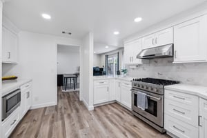 Ada St-S1011-022.jpg