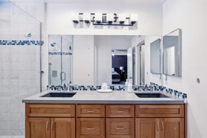 Ada St-S1011-035.jpg