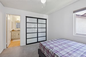 Ada St-S1011-040.jpg