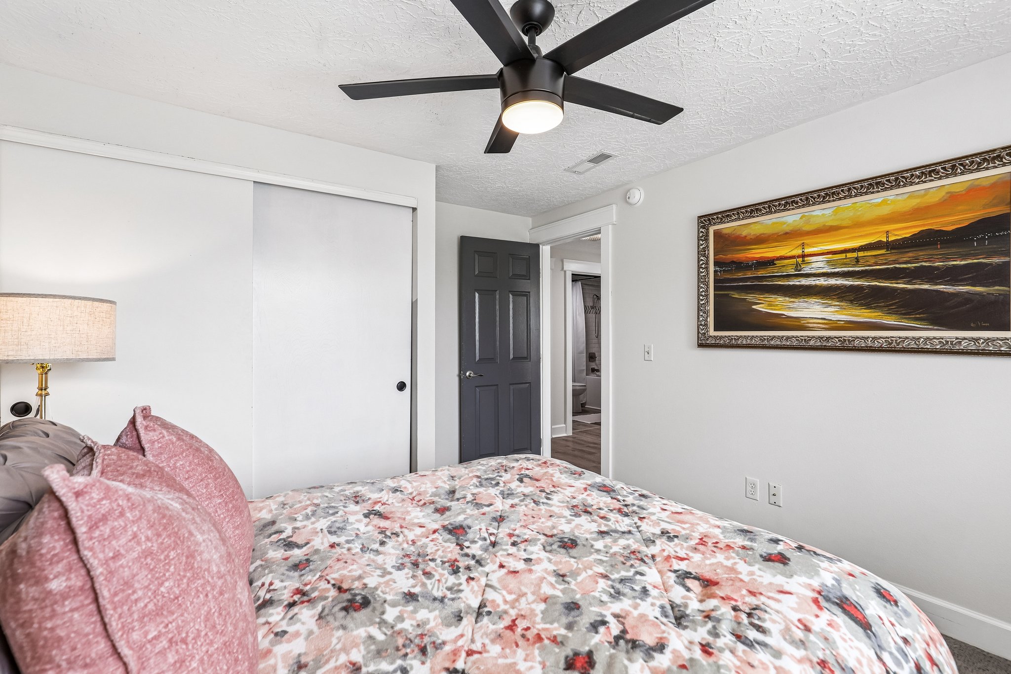 NE 25th Ave-S2705-042.jpg