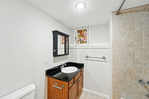  Photo 47