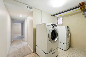  Photo 49