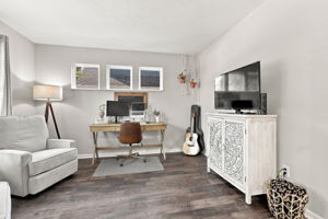 Photo 0