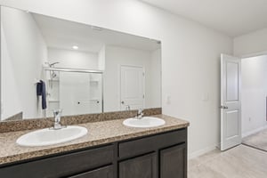 Mauvewood Ave-2106-021.jpg