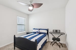 Mauvewood Ave-2106-025.jpg