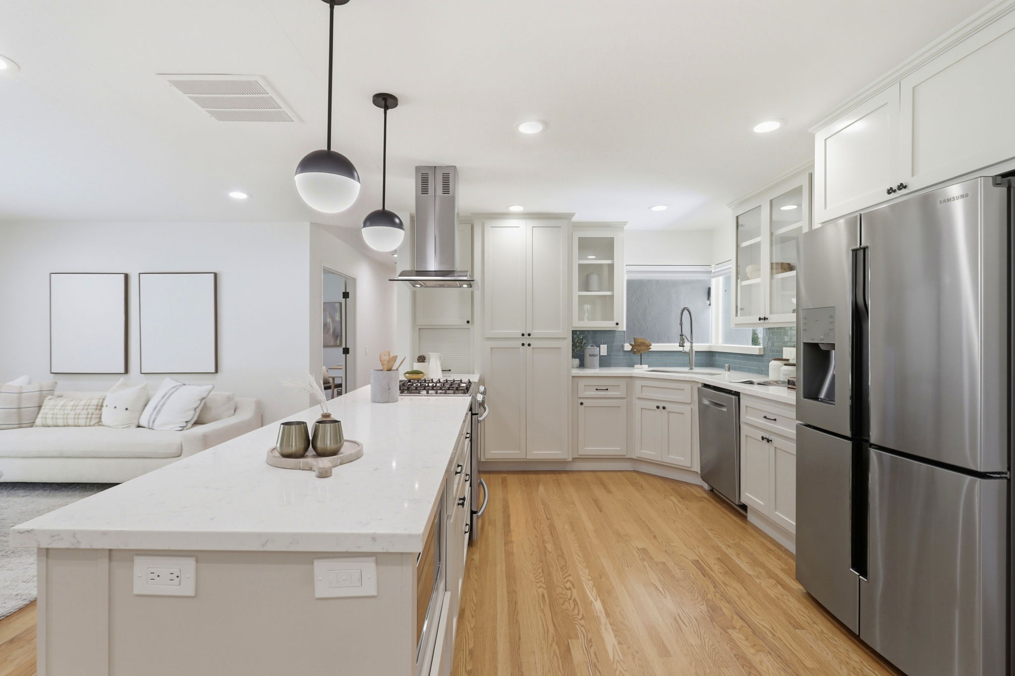 013_F8_1583 Ferndale Dr
