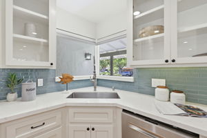 015_F8_1583 Ferndale Dr