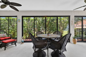 Glass-Enclosed Lanaiwith PRIVACY Landscaping
