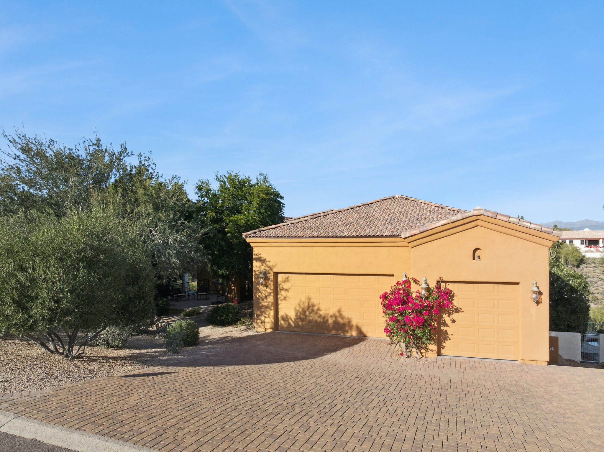 15832 E Cholla Dr - 001 (3).jpg