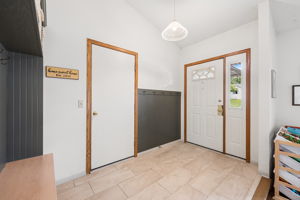  Photo 0