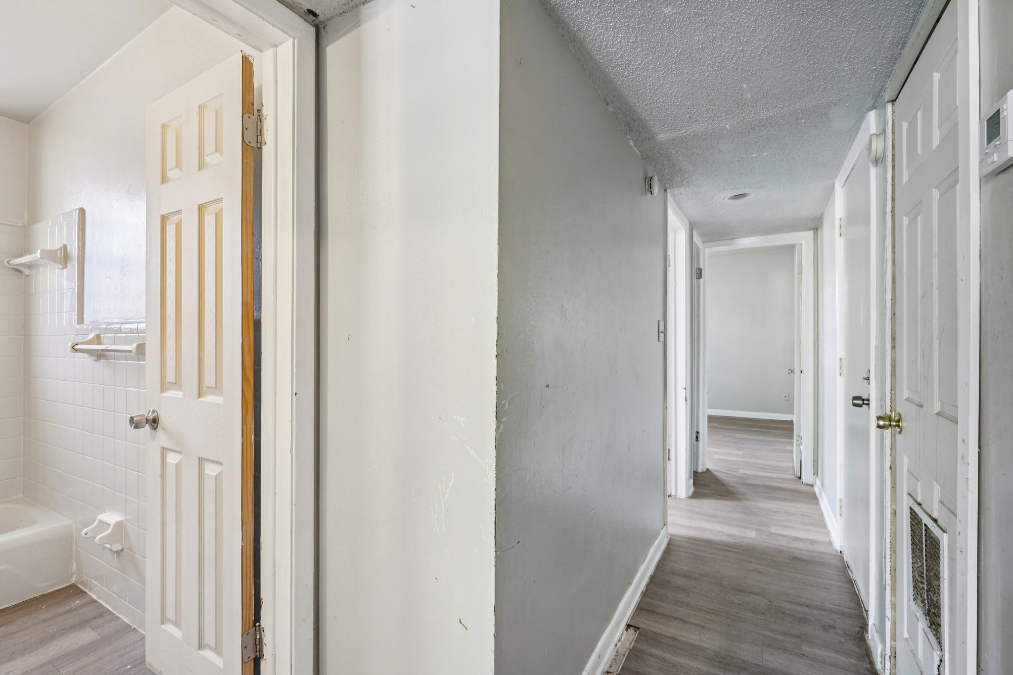 W 31st St-S1611-005.jpg