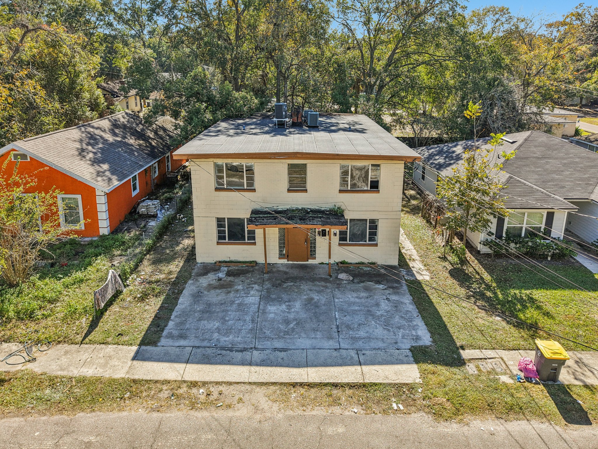 W 31st St-S1611-038.jpg