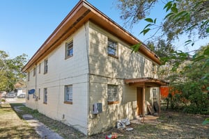 W 31st St-S1611-037.jpg