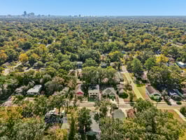 W 31st St-S1611-042.jpg