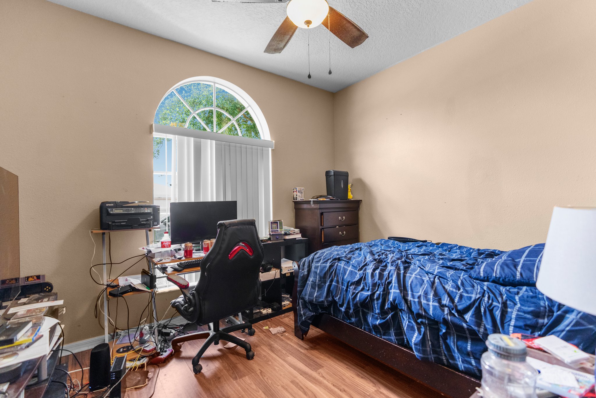  Photo 23