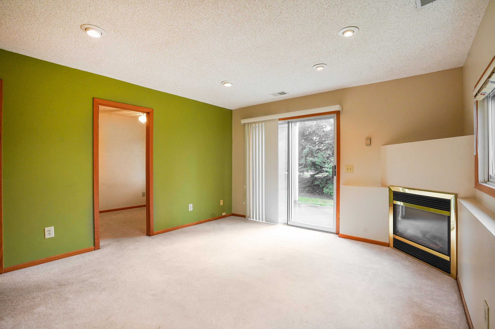 Gooseberry Way-S1909-031.jpg