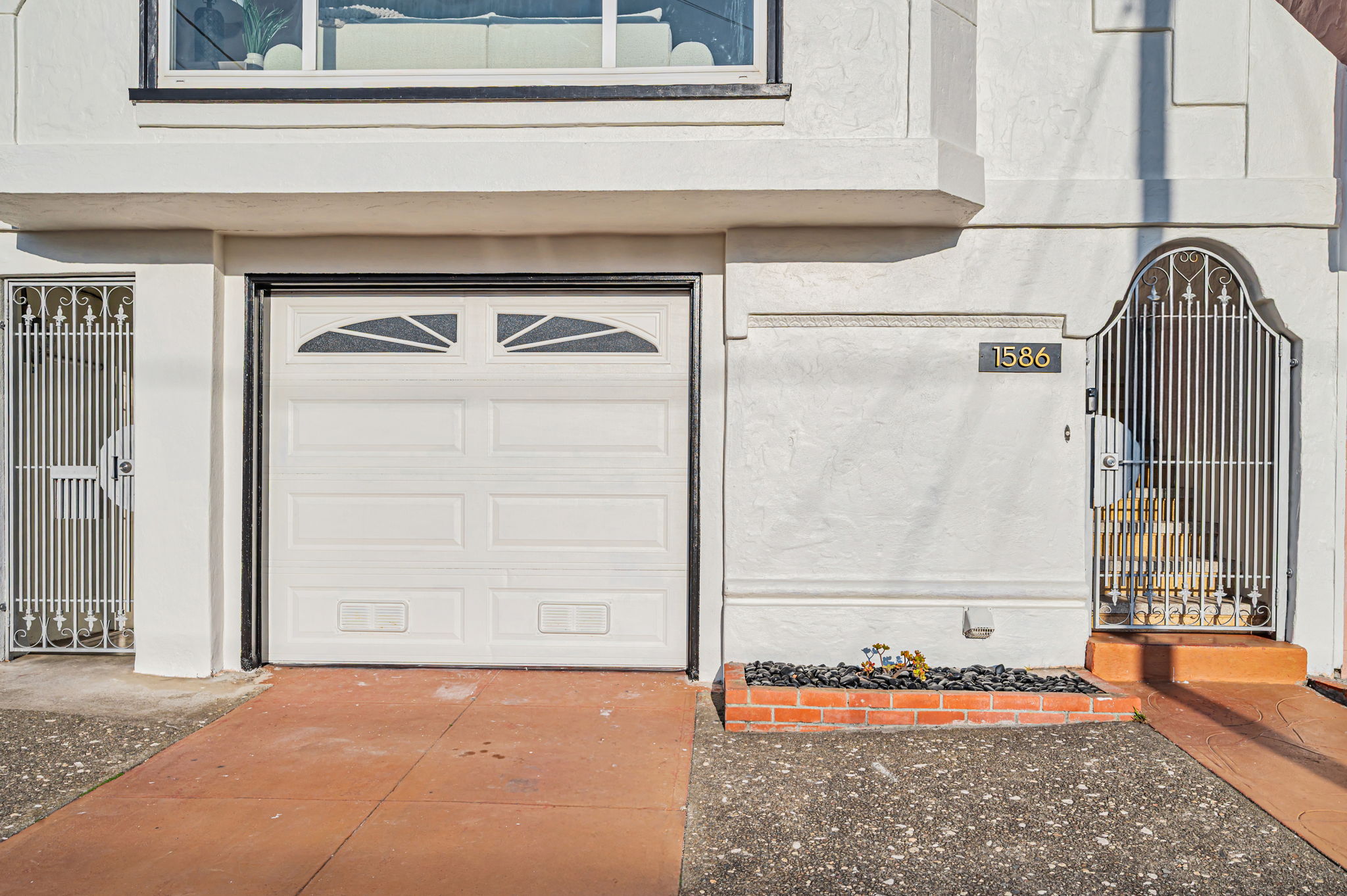 004_1586 44th Ave San
