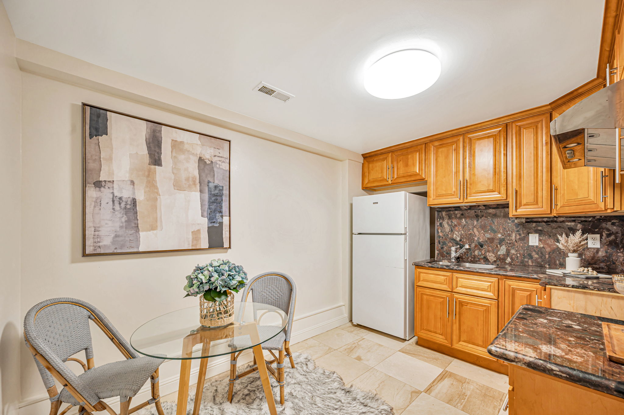 018_1586 44th Ave San
