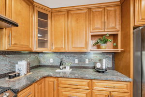 017_1586 44th Ave San